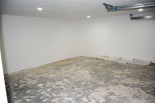Get creative to use this espacious garage | Image 15