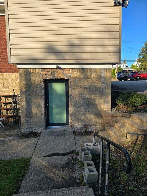 964 Perry Hwy, Pittsburgh, PA, 15237-2144 | Card Image