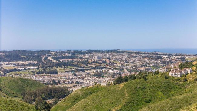 156 Treeview Dr, Townhouse with 2 bedrooms, 3 bathrooms and 2 parking in Daly City CA | Image 58