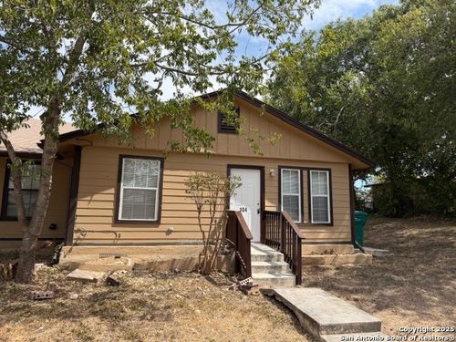 apt-104-202 Ash Dr, Converse, TX, 78109-1363 | Card Image