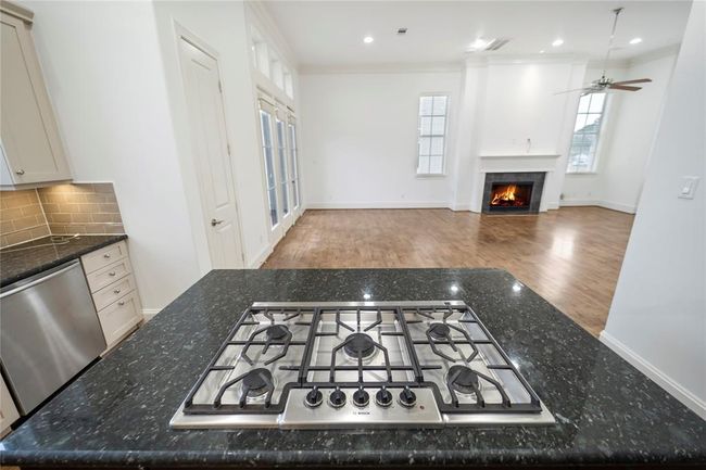 2202 Lakeshore Edge Dr, House other with 3 bedrooms, 5 bathrooms and 2 parking in Houston TX | Image 22