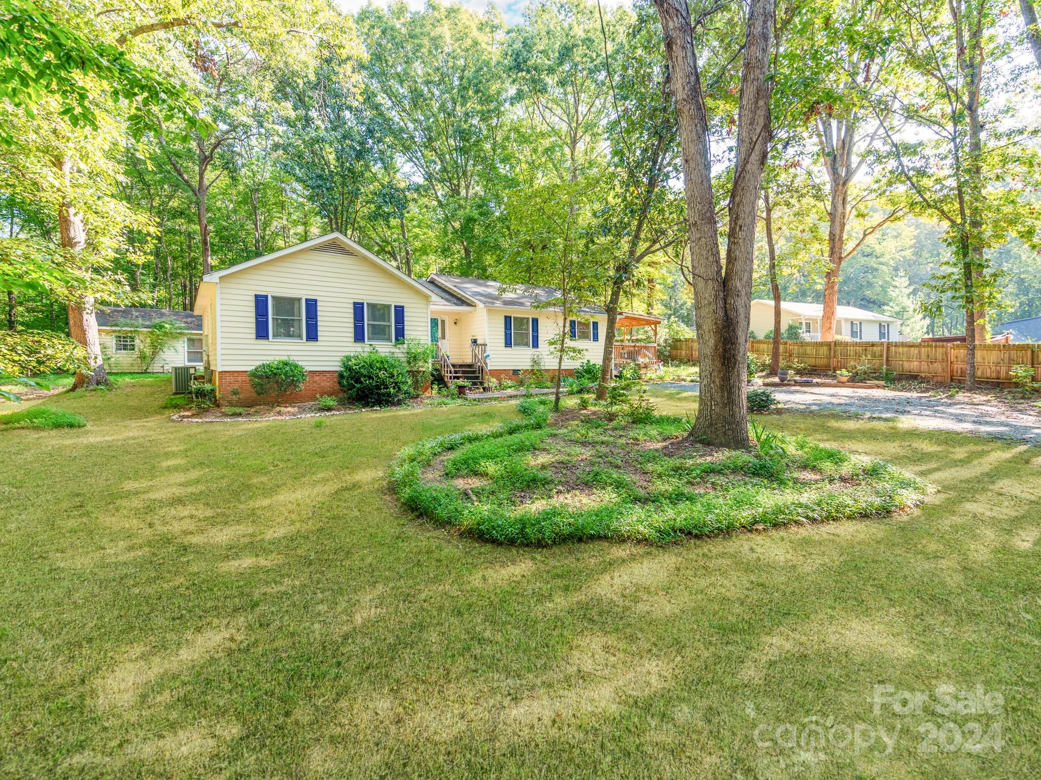 Pleasure Dr, Waxhaw, NC 28173