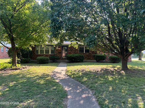 2729 Illinois Ave, Joplin, MO, 64804-2815 | Card Image