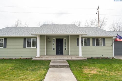604 Mockingbird Dr, College Place, WA, 99324 | Card Image