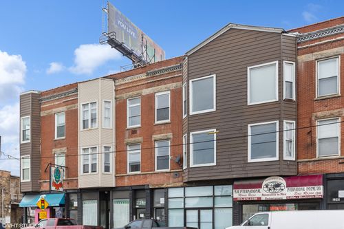 2-2342 W Fullerton Ave, Chicago, IL, 60647-3226 | Card Image