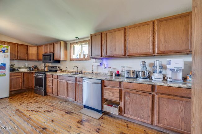 3765 S Mohawk Rd, House other with 3 bedrooms, 3 bathrooms and null parking in Midway TN | Image 12