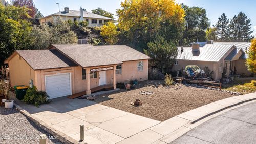 2808 Rio Vista Ct, Farmington, NM, 87401-4557 | Card Image