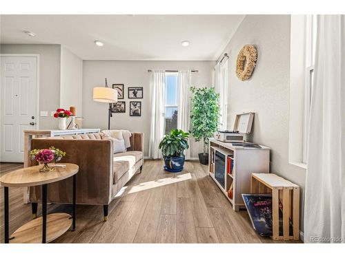 4346 S Netherland St, Aurora, CO, 80015-6836 | Card Image