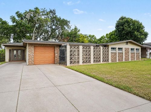 1162 Coretta Way, ORLANDO, FL, 32805 | Card Image