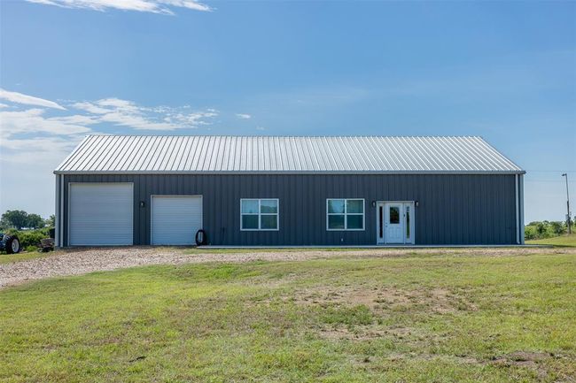 4330 Post Oak Point Rd, Home with 4 bedrooms, 4 bathrooms and 3 parking in New Ulm TX | Image 38