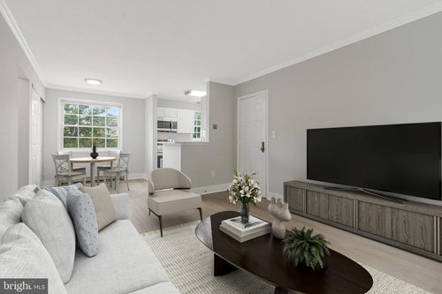 apt-201-1724 W Abingdon Dr, ALEXANDRIA, VA, 22314-1090 | Card Image