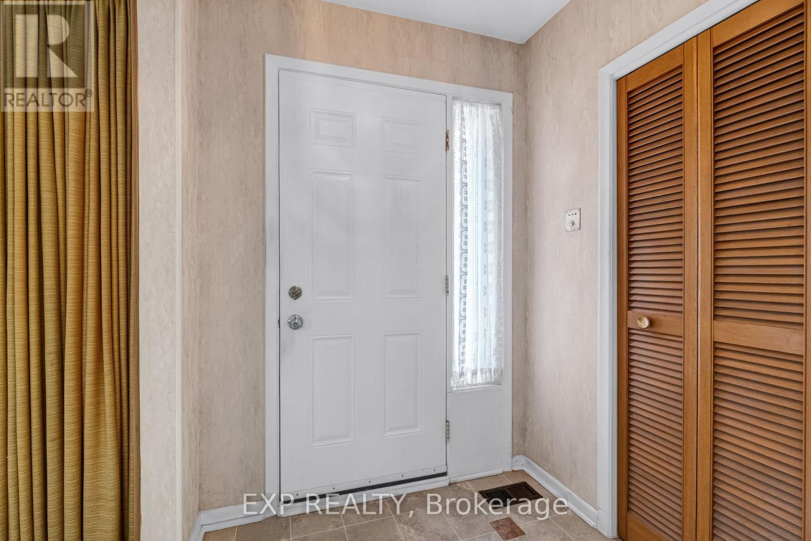 Residential in Toronto (West Hill) 3
