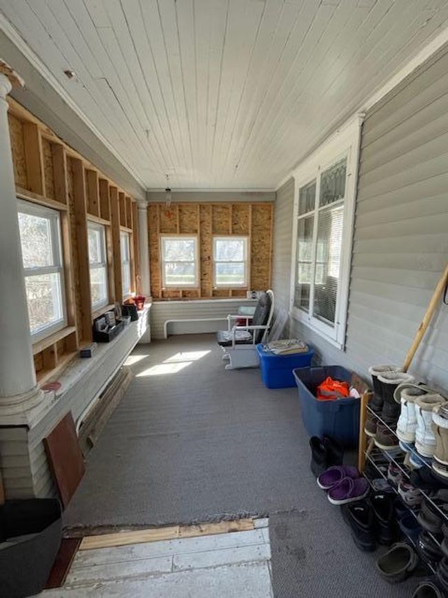 Newly enclosed porch | Image 47
