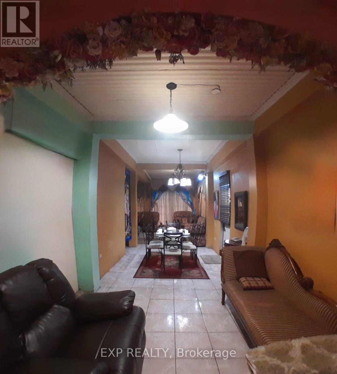 Residential in Trinidad 4