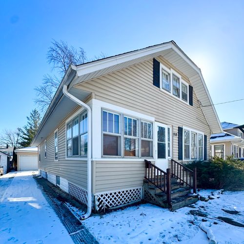 712 S Spencer St, Aurora, IL, 60505-5308 | Card Image