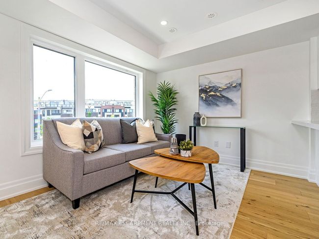 103 - 173 William Duncan Rd, Condo with 2 bedrooms, 2 bathrooms and null parking in North York ON | Image 11
