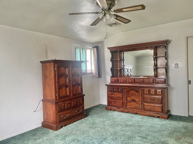 334 Old Kentucky Tpke, House other with 4 bedrooms, 3 bathrooms and null parking in Cedar Bluff VA | Image 10