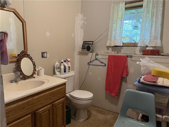 N8281 State Highway 27, House other with 3 bedrooms, 2 bathrooms and null parking in Ladysmith WI | Image 16