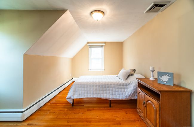 69 Essex Rd, House other with 4 bedrooms, 2 bathrooms and null parking in Old Saybrook CT | Image 28