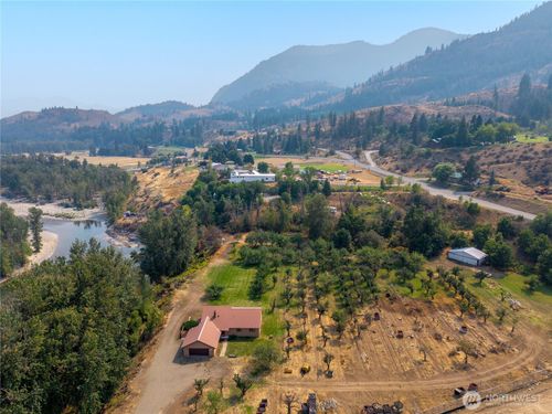 905 Schulz Ln, Twisp, WA, 98856 | Card Image