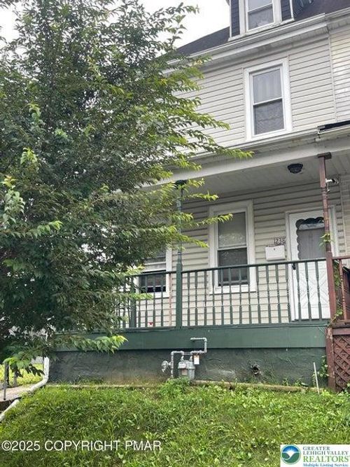 1238 Lehigh St, EASTON, PA, 18042-4046 | Card Image