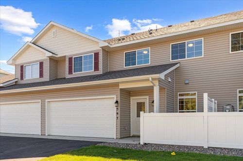 561 19th Pl Se, Cambridge, MN, 55008-9309 | Card Image