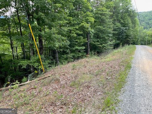 17 Amy Creek Cir, Ellijay, GA, 30540-0558 | Card Image