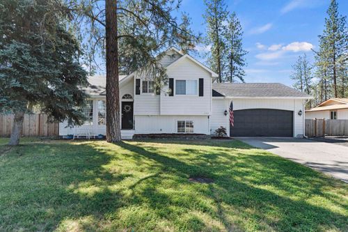 6811 W Johannsen Ave, Nine Mile Falls, WA, 99026-9204 | Card Image