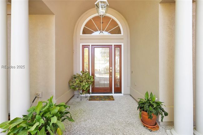 127 Moss Creek Dr, House other with 3 bedrooms, 3 bathrooms and null parking in Hilton Head Island SC | Image 7