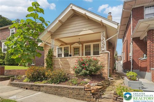 710 Hertzog Ave, FOUNTAIN HILL, PA, 18015-4312 | Card Image