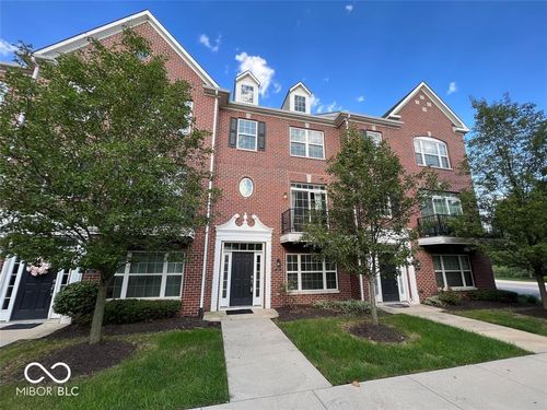 unit-3-11701 Anton Dr, Zionsville, IN, 46077-9832 | Card Image