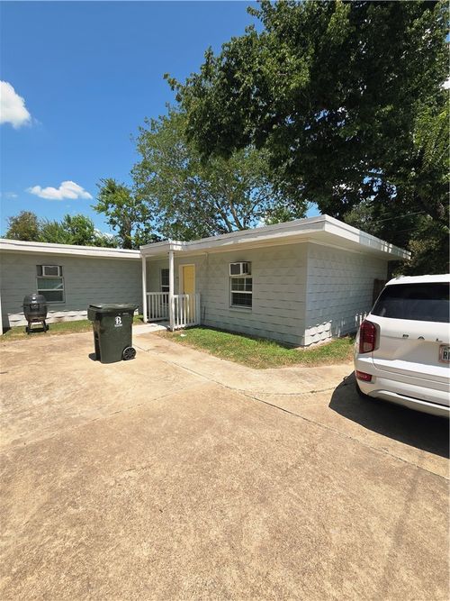 a-307 Foch St, Bryan, TX, 77801-3956 | Card Image