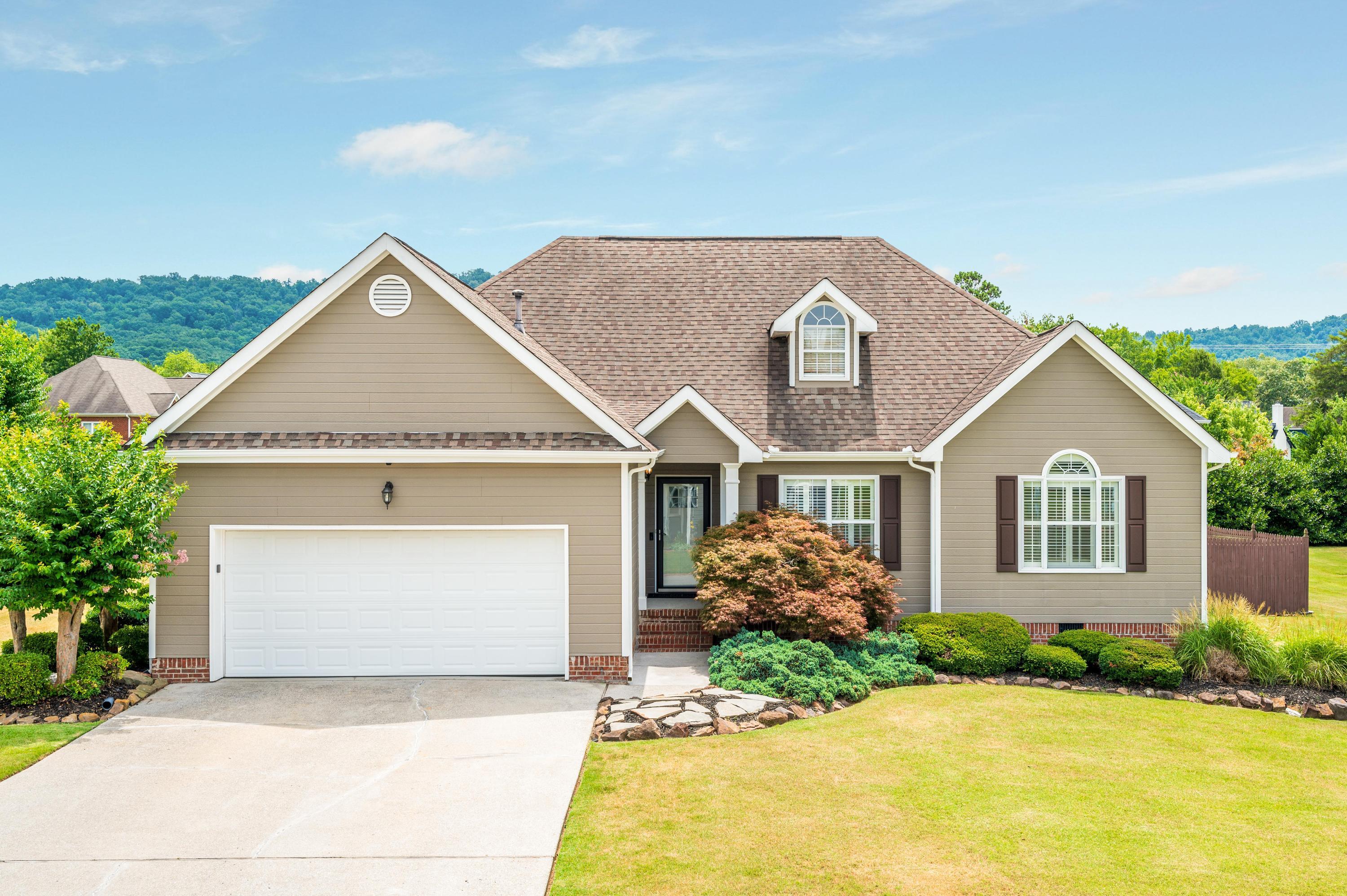 Meadowstone Cir, Ringgold, GA 30736