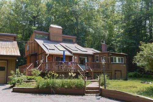 580 Country Land Dr, North Haverhill, NH, 03774-5817 | Card Image