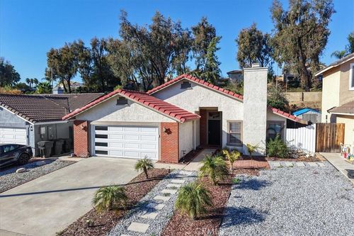 39739 Old Carriage Rd, Murrieta, CA, 92563-5552 | Card Image