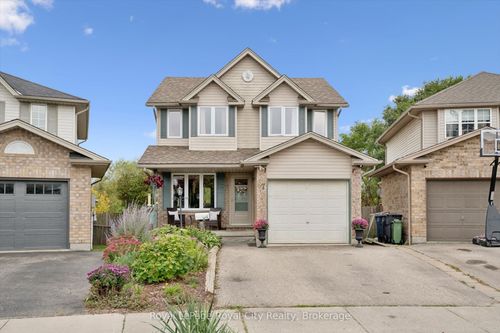 67 Cedarvale Ave, Guelph, ON, N1E6Y3 | Card Image