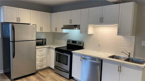 5-468 Main St E, Hamilton, ON, L8N1K6 | Card Image