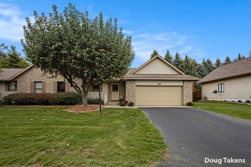 2267 Aimie Ave Sw, Byron Center, MI, 49315-9258 | Card Image