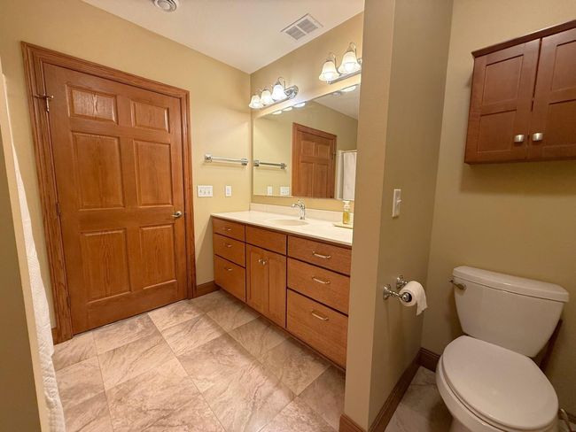 17216 County Road 5 Nw, House other with 5 bedrooms, 4 bathrooms and null parking in New London MN | Image 81