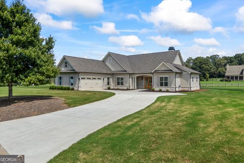 124 Rockford Farm Dr, Clarkesville, GA, 30523-8618 | Card Image