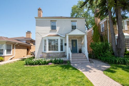7141 N Kedvale Ave, Lincolnwood, IL, 60712-2315 | Card Image