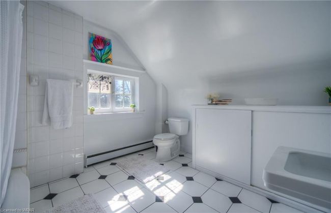 518 Bridgeport Rd E, House other with 6 bedrooms, 3 bathrooms and 22 parking in Kitchener ON | Image 35