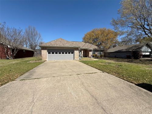 809 Martin St, Bonham, TX, 75418-2227 | Card Image