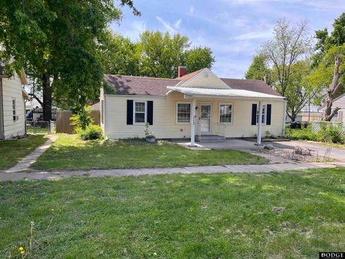 313 W Elm St, Cedar Bluffs, NE, 68015-3105 | Card Image