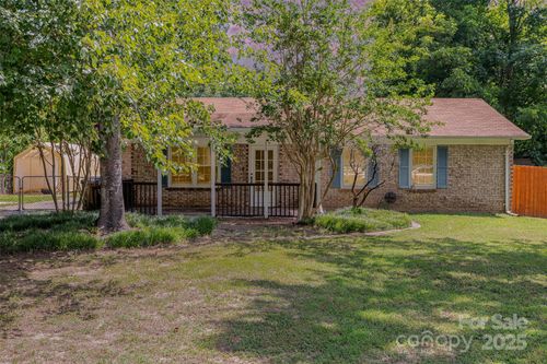 7902 Teakwood Rd, Indian Trail, NC, 28079-8612 | Card Image