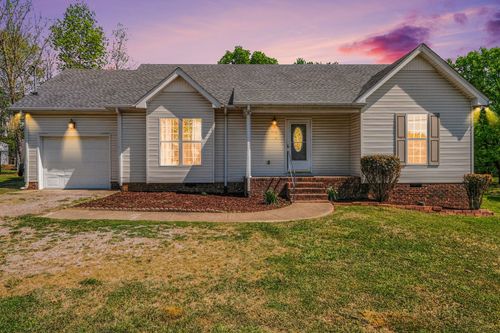 978 Sumerset Cir, Lewisburg, TN, 37091-2086 | Card Image