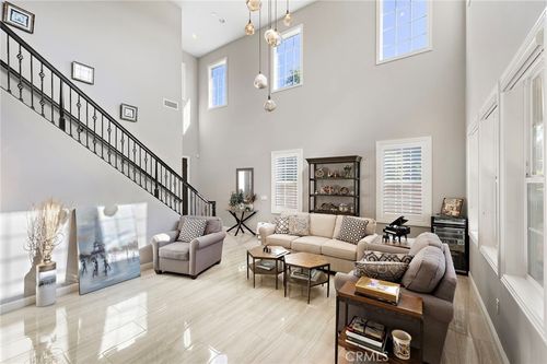 42 Castellana, Lake Forest, CA, 92630-8890 | Card Image