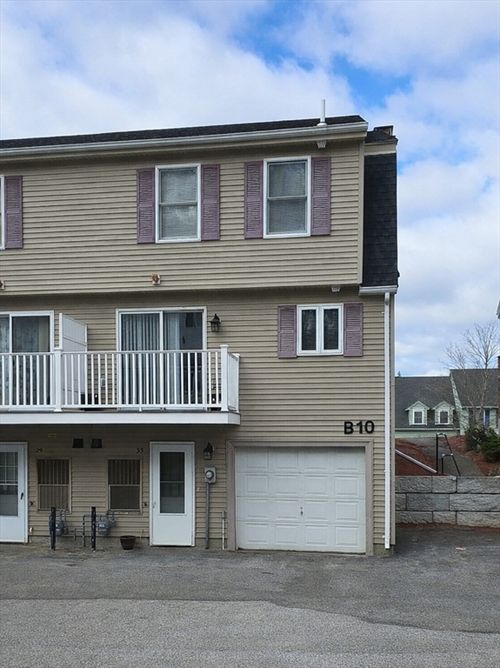 33-33 Century Way, Gardner, MA, 01440-1268 | Card Image