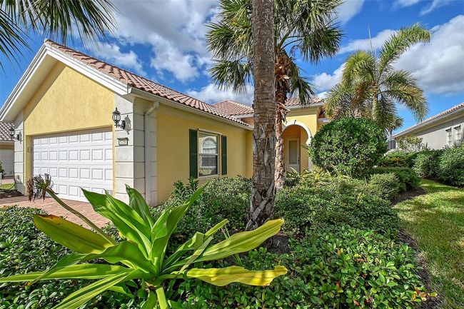 5759 Benevento Dr, House other with 3 bedrooms, 3 bathrooms and null parking in SARASOTA FL | Image 7