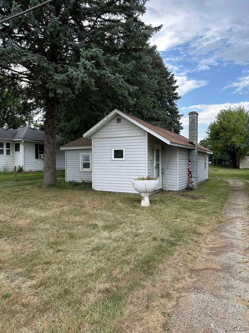 4488 Hudson Rd, Osseo, MI, 49266-9604 | Card Image